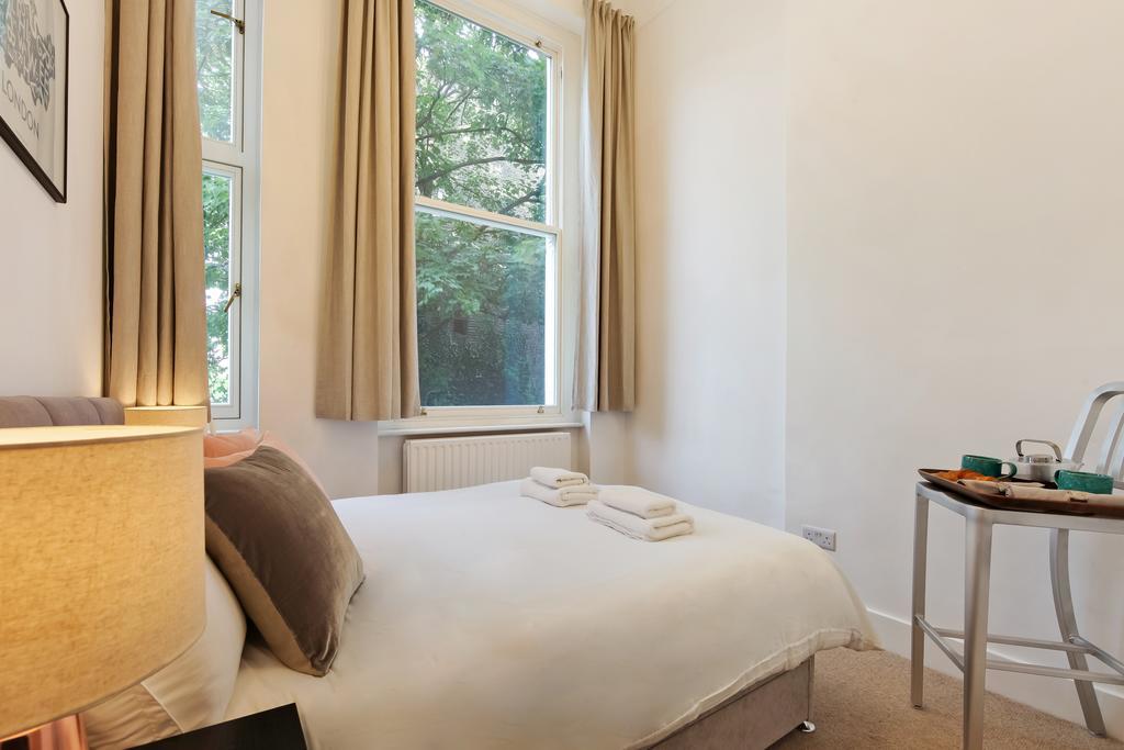 Nevern House Hotel Лондон Екстериор снимка